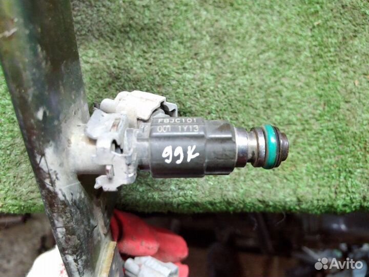 Форсунка топливная Nissan Bassara JTU30 QR25DE