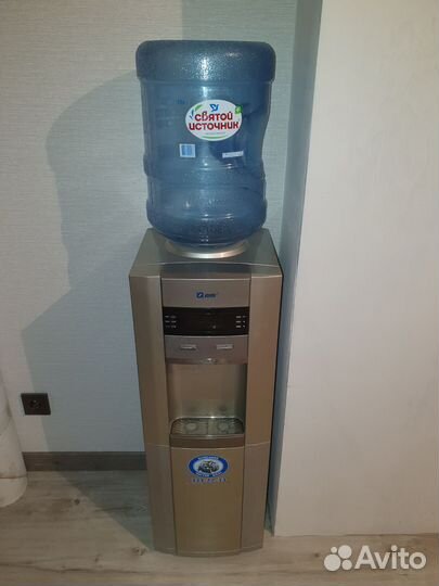Кулер для воды бу