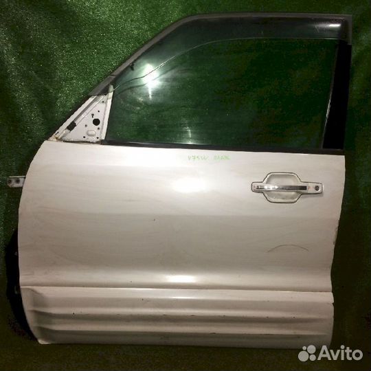 Дверь передняя левая Mitsubishi Pajero Pajero III