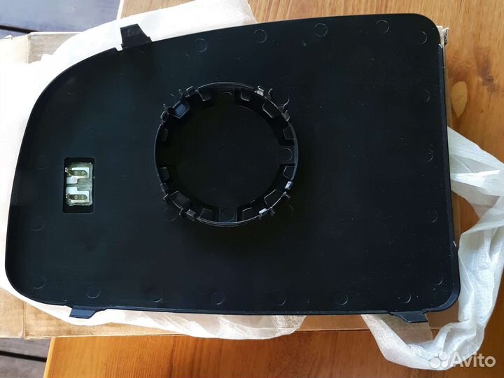 Зеркало заднего вида