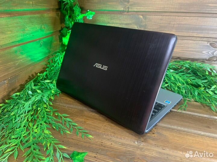 Игровой ноутбук Asus 4417U/8Gb/500Gb/2 видеокарты