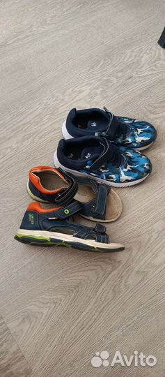 Сандалии и кроссы