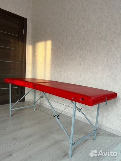 Массажная кушетка