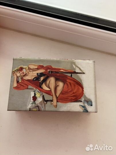 Шкатулка с замком