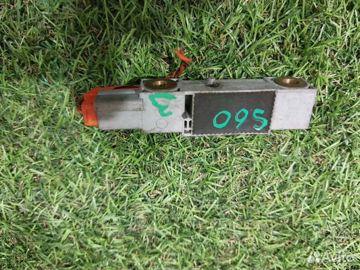 Датчик airbag Volvo S60