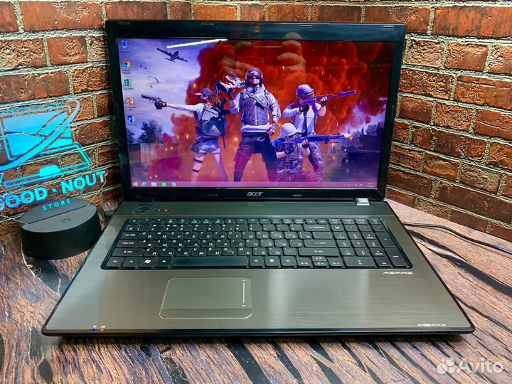 Игровой Acer 4 ядра Radeon 4GB 17*3