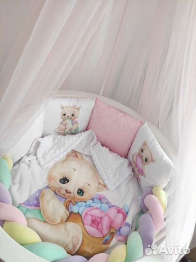 Комплект в кроватку бортики одеяло в наличии