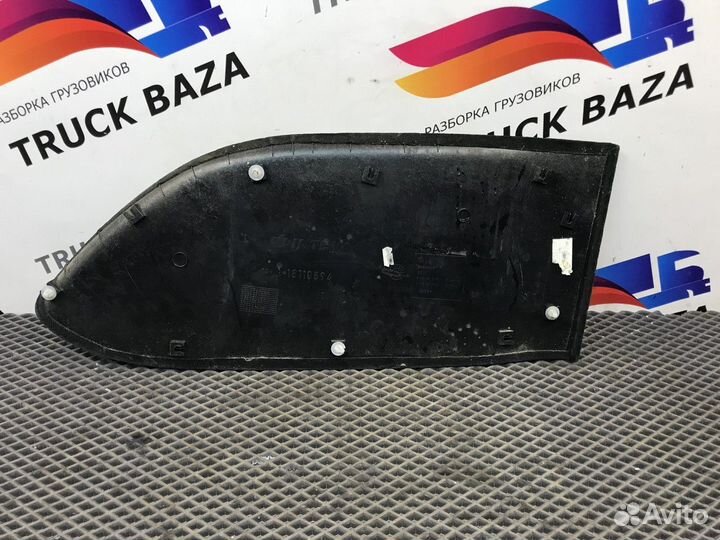Накладка обшивки двери левой Mercedes-Benz Actros