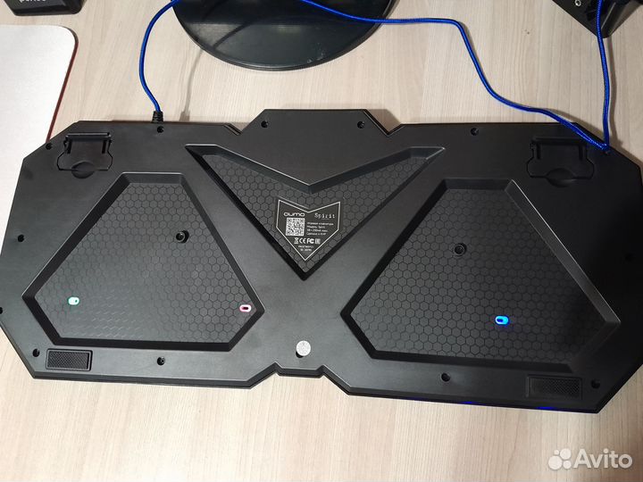 Игровая клавиатура с подсветкой