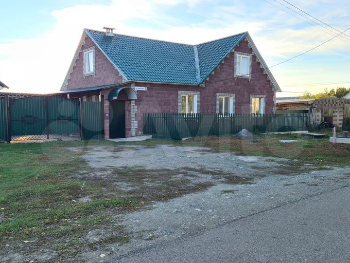 Дом 135 м² на участке 14 сот.