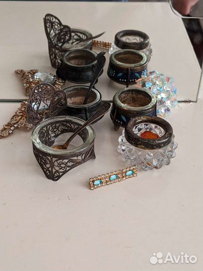 Солонки разные/на все случаи жизни