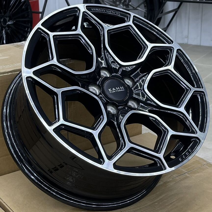 Литые диски Powcan 7×R16 5×100