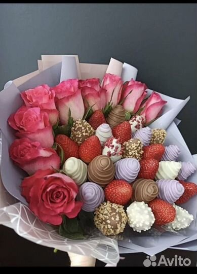 Съедобные букеты из Клубники в шоколаде