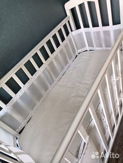 Бортики безопасные в детскую кроватку