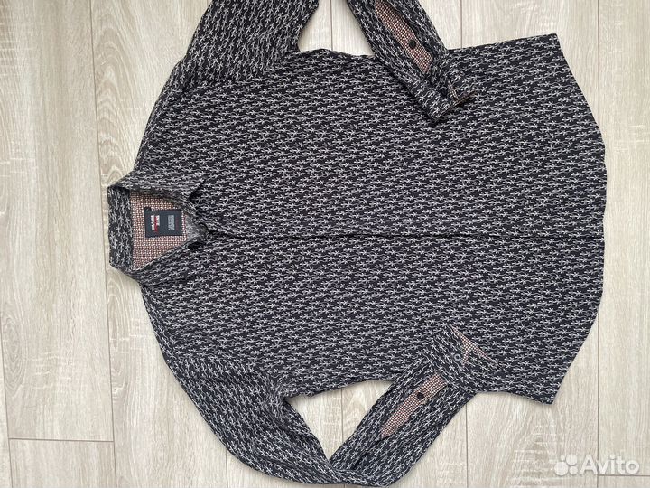 Мужская рубашка L