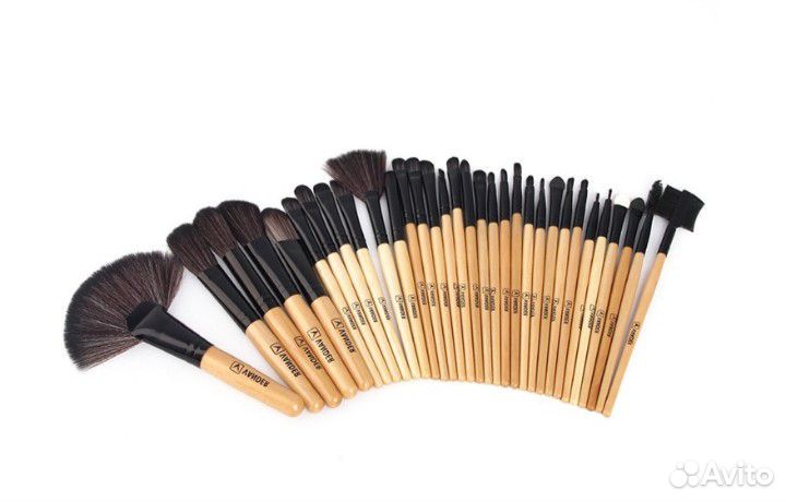 Набор 32 кистей для макияжа
