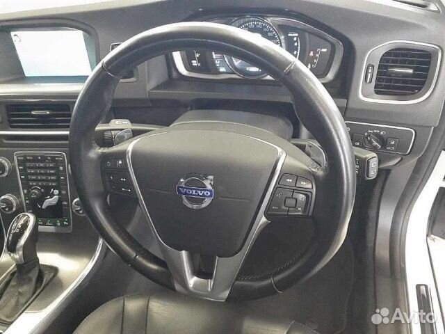 Volvo V60 1.5 AT, 2015, 70 000 км