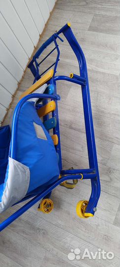 Детские зимние санки на колесиках