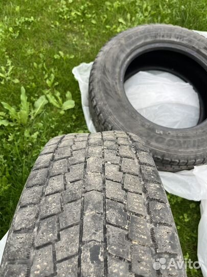 Hankook Winter I'Cept X RW10 215/70 R16