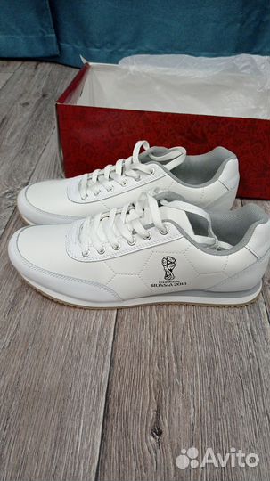 Кроссовки мужские
