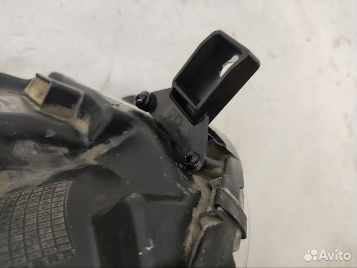 Фара правая Renault Logan 2 2018