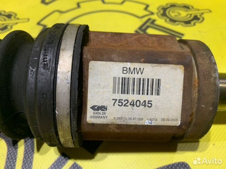 Привод передний левый Bmw X3 E83 N52B25A 2006