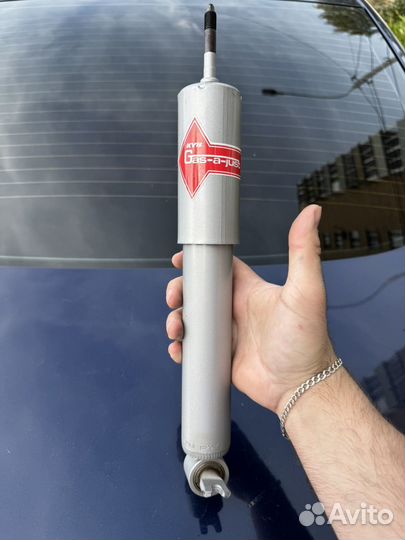 Амортизатор Kyb 554061 Japan