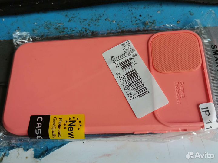 Чехол на iPhone 11