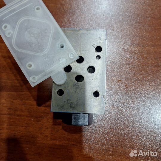 Невозвратный клапан 0043012