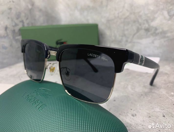 Очки Lacoste с фyтляром