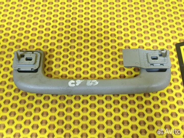 Ручка потолочная внутренняя задняя левая