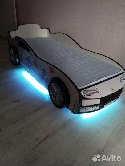 Детская кровать машина с подсветкой с пультом