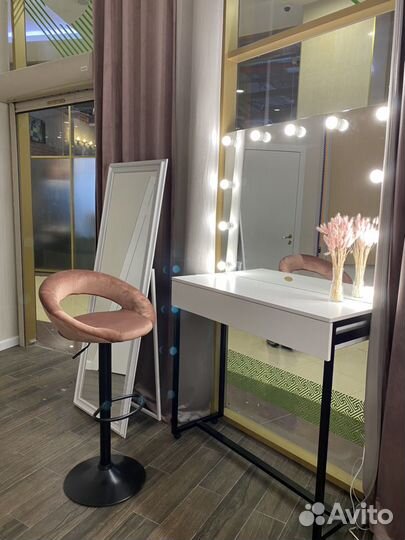 Аренда места для визажиста/бровиста / стилиста