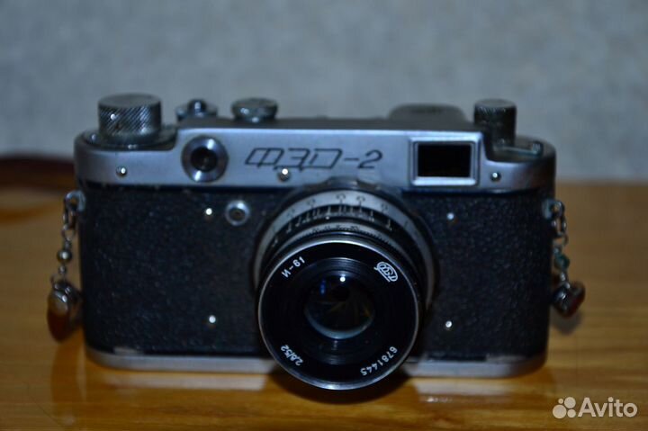 Фотоаппарат плёночный фэд-2 (СССР)