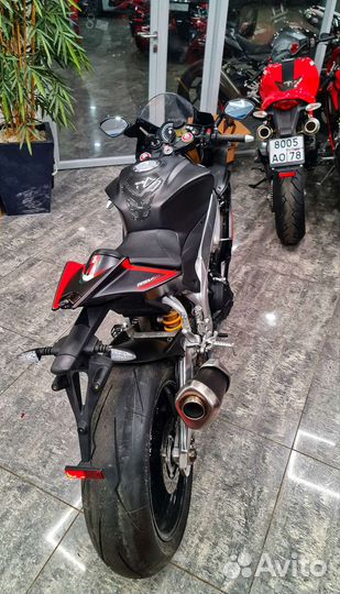 Aprilia RSV4 RR