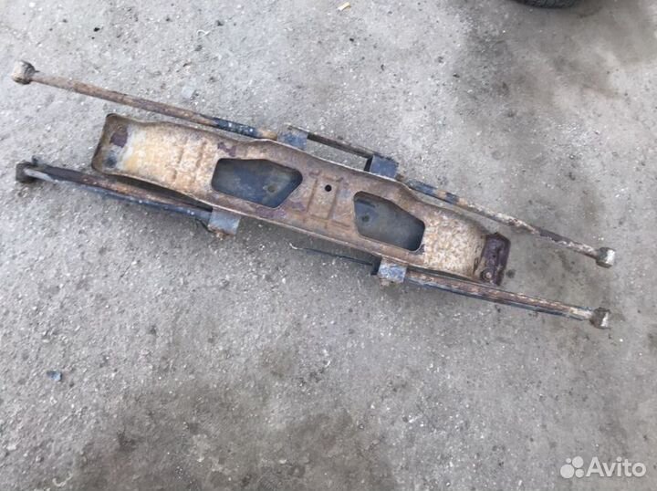 Задний подрамник Chevrolet Lacetti седан