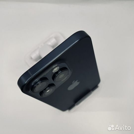 iPhone 15 Pro, 256 ГБ