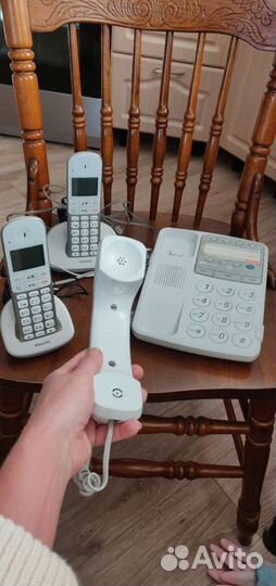 Телефон philips