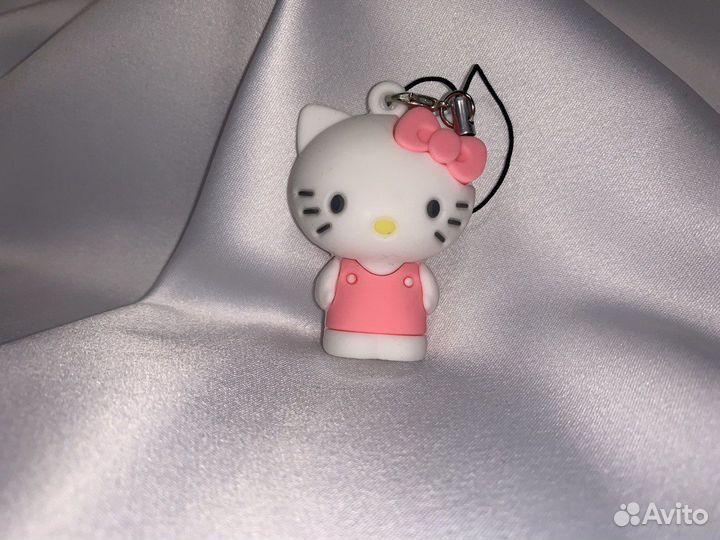 Брелок на ключи, сумку, рюкзак в подарок