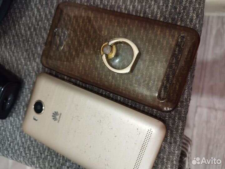 Телефон Huawei