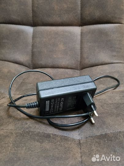 Уф лампа для ногтей