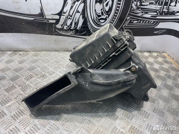 Корпус воздушного фильтра Ford Mondeo 5 2.0