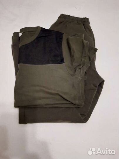 Спортивный костюм женский