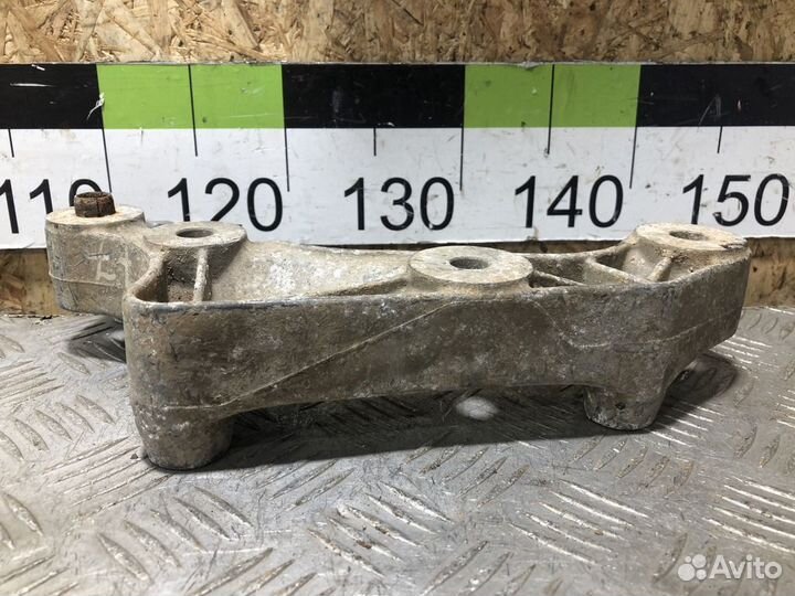 Кронштейн другой S350 221