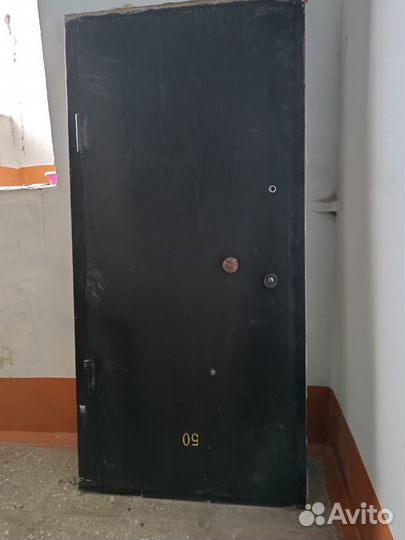 Дверь входная металлическая