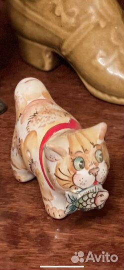 Кот фигурка