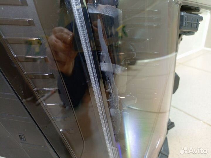 Фара правая Kia Sorento MQ