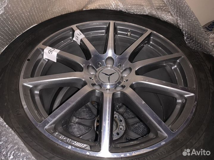 R20 Nokian Tyres Hakkapeliitta R SUV 275/50, PCD 5x130 DIA 84.1