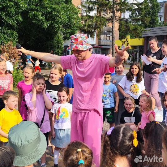 Ведущий шоумен