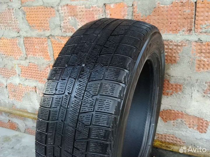 Yokohama Ice Guard IG50+ 215/55 R16